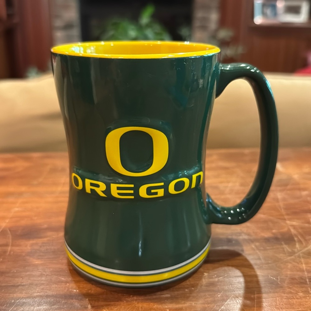 Collegiate Boelter Brands Oregon U of O Ducks Green Yellow Ceramic Mug Cup Dorm